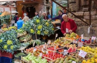 ΤΟ 60% ΤΩΝ ΚΑΤΑΝΑΛΩΤΩΝ ΣΤΗΝ ΙΤΑΛΙΑ ΨΩΝΙΖΕΙ ΑΠΕΥΘΕΙΑΣ ΑΠΟ ΤΟΥΣ ΑΓΡΟΤΕΣ