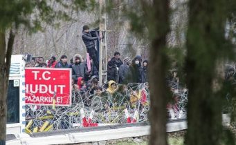 ΓΕΡΜΑΝΟΣ ΔΗΜΟΣΙΟΓΡΑΦΟΣ ΤΗΣ ΝΑΖΙΣΤΙΚΗΣ BILD ΚΑΤΑΣΚΕΥΑΖΕΙ ΑΘΛΙΕΣ ΕΙΔΗΣΕΙΣ ΚΑΤΑ ΤΗΣ ΕΛΛΑΔΑΣ