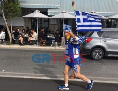 ΜΟΝΟ Ο ΙΗΣΟΥΣ ΧΡΙΣΤΟΣ ΣΩΖΕΙ. ΕΓΡΑΦΕ Η ΜΠΛΟΥΖΑ ΤΟΥ ΜΟΝΑΧΙΚΟΥ ΔΡΟΜΕΑ ΣΤΗ ΘΕΣΣΑΛΟΝΙΚΗ